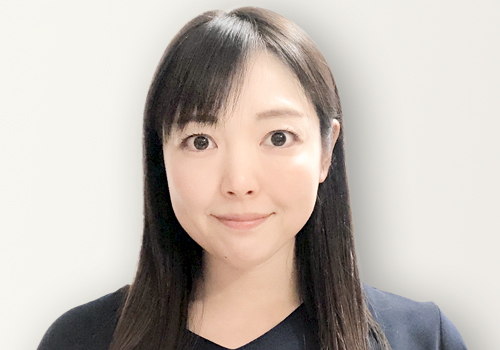 クラーク 菅野 麻衣